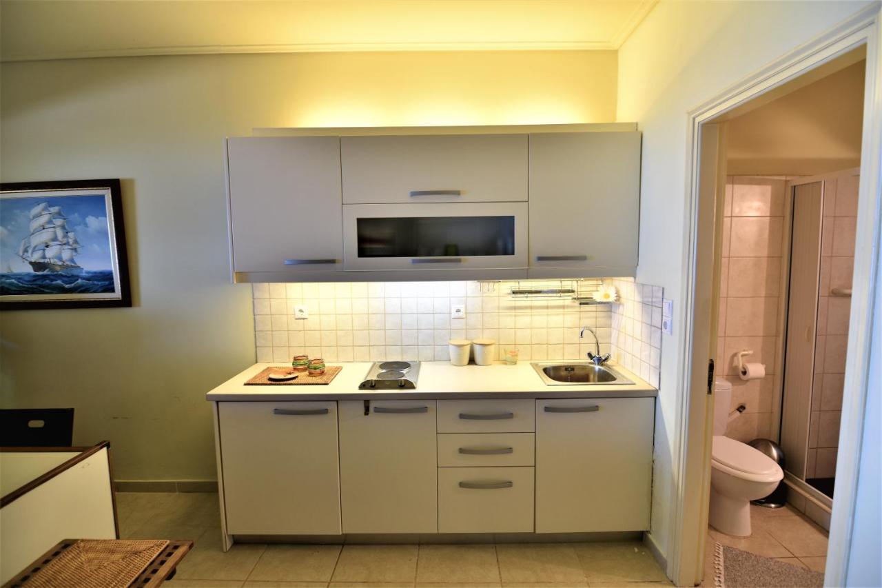 Blue Bay View - Beach House Vathirrevma Bagian luar foto