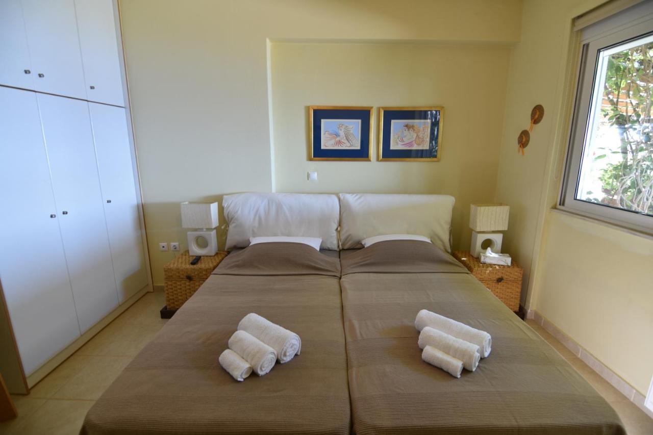 Blue Bay View - Beach House Vathirrevma Bagian luar foto