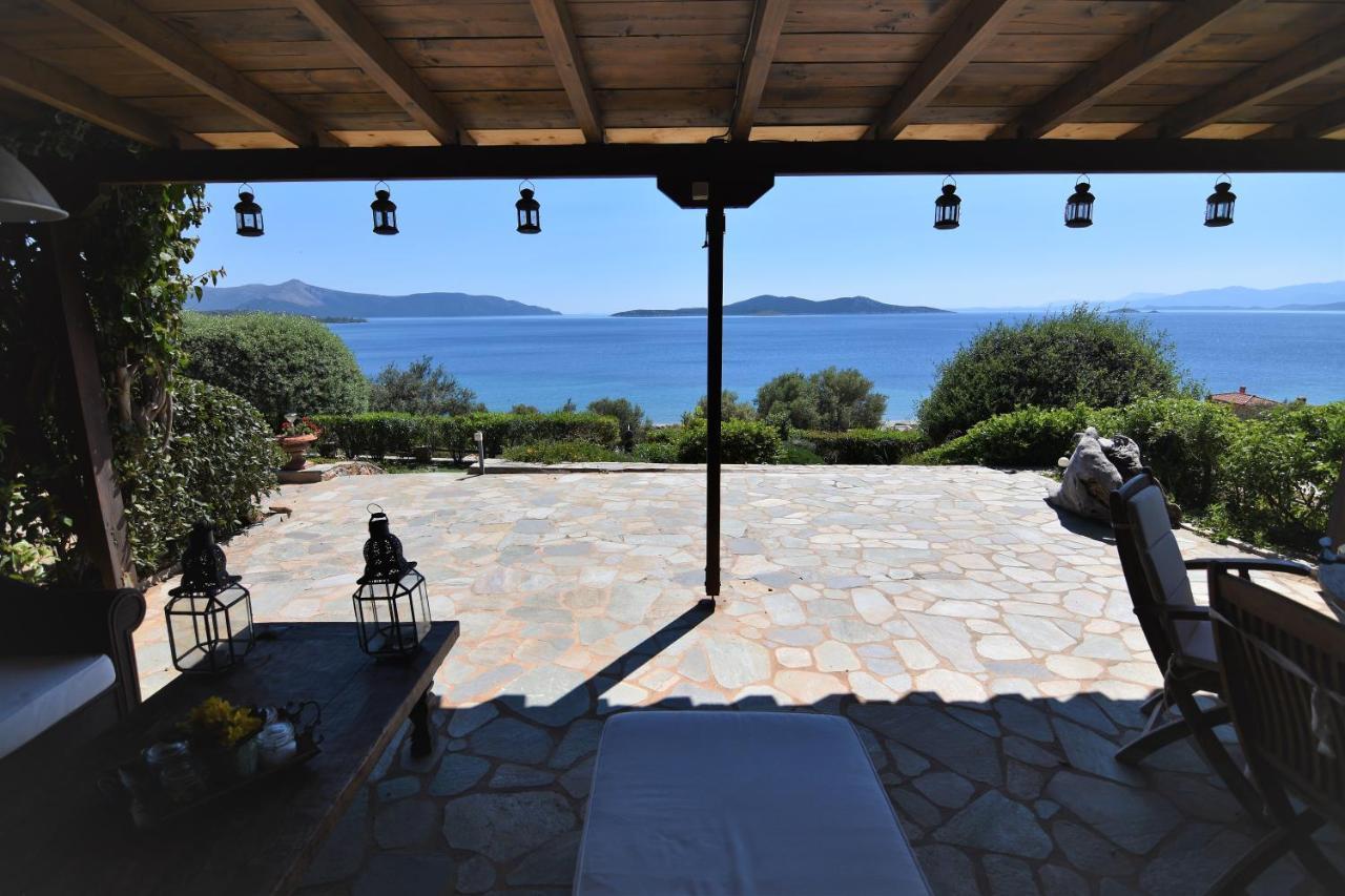 Blue Bay View - Beach House Vathirrevma Bagian luar foto