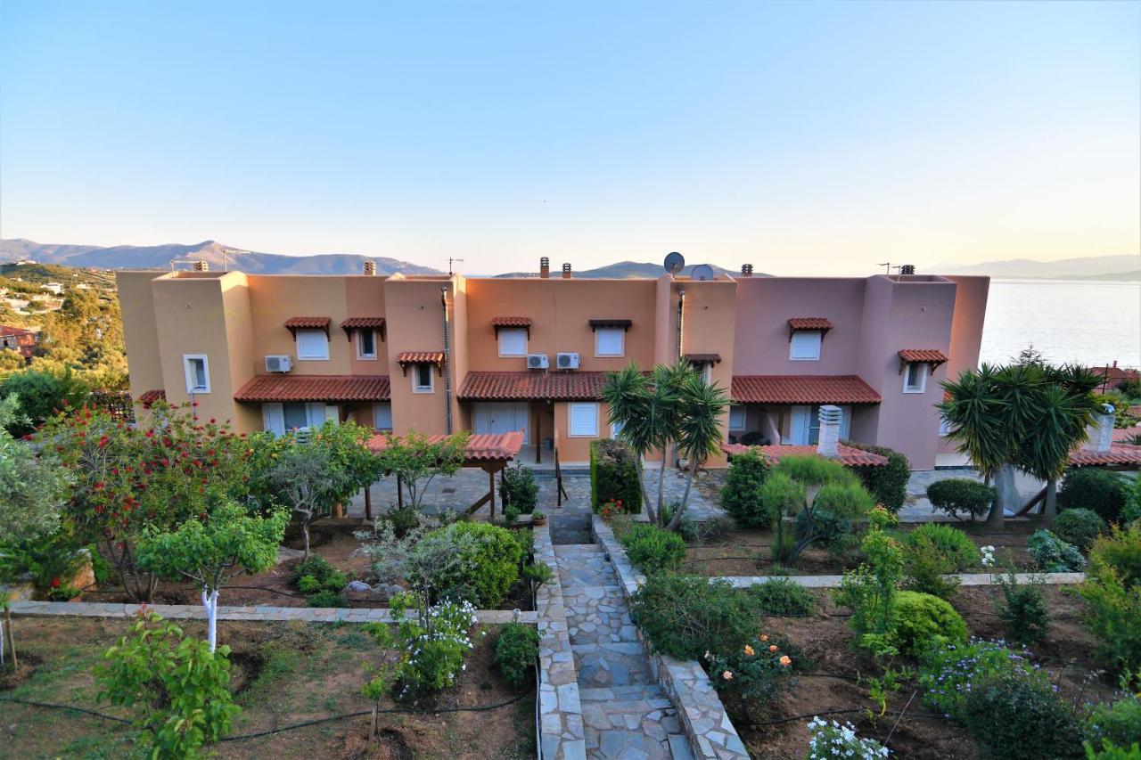 Blue Bay View - Beach House Vathirrevma Bagian luar foto