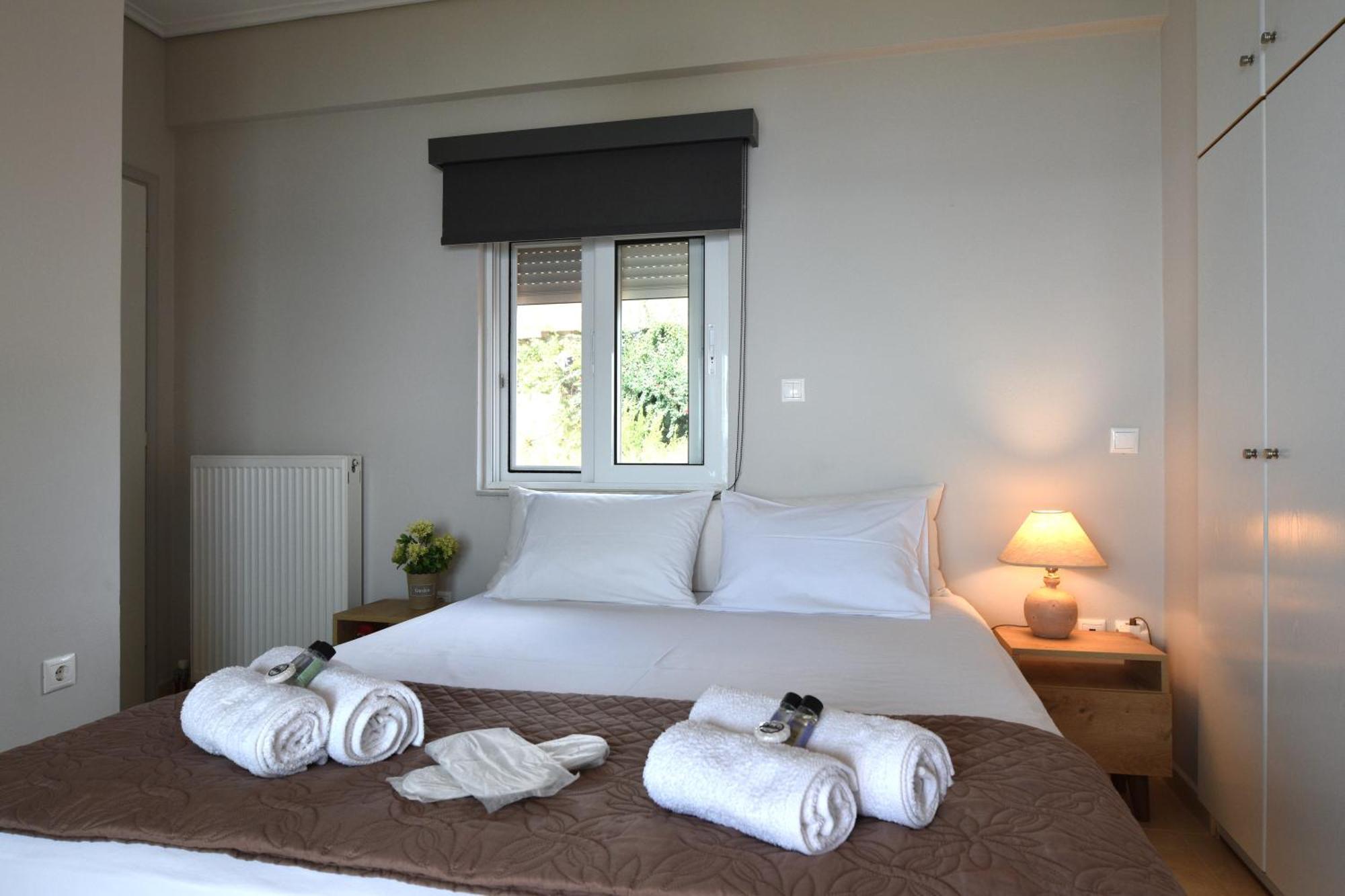 Blue Bay View - Beach House Vathirrevma Bagian luar foto